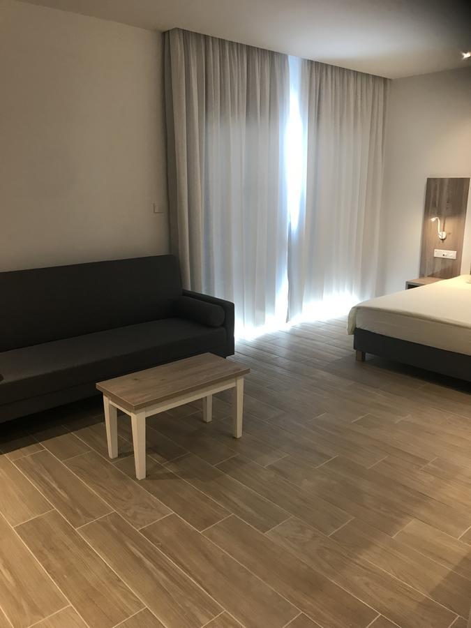 Stratovarius Nissi Rooms Ajía Nápa Eksteriør bilde
